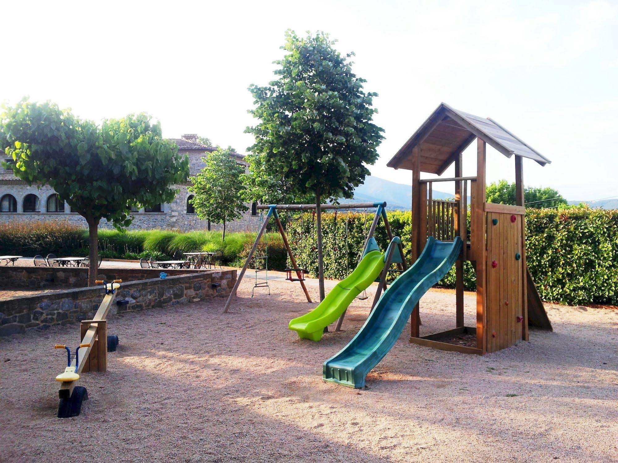 Apartmán L'Arcada De Fares Sant Ferriol Exteriér fotografie